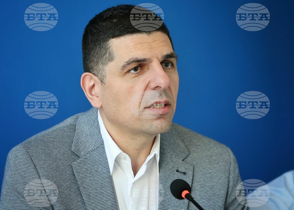 Ще искаме закриване на КПК, правовата държава все още е предизвикателство за нас, каза съпредседателят на "Да, България" Ивайло Мирчев