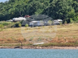 Монтана - язовир „Огоста“ - постройки и каравани