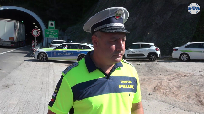За шофиране в аварийна лента на магистралите глобата е 1000 лв. и три месеца без книжка, предупредиха от МВР