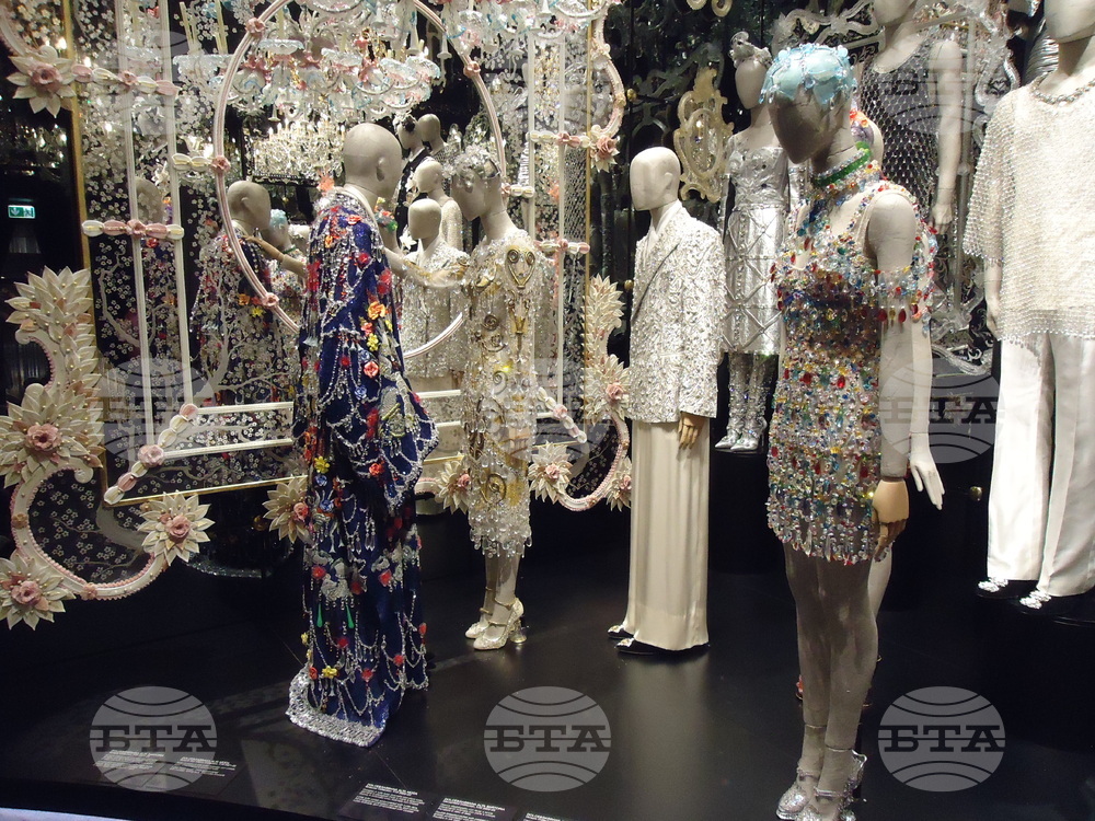 Италия - Рим - „Долче и Габана“ - мода - изложба