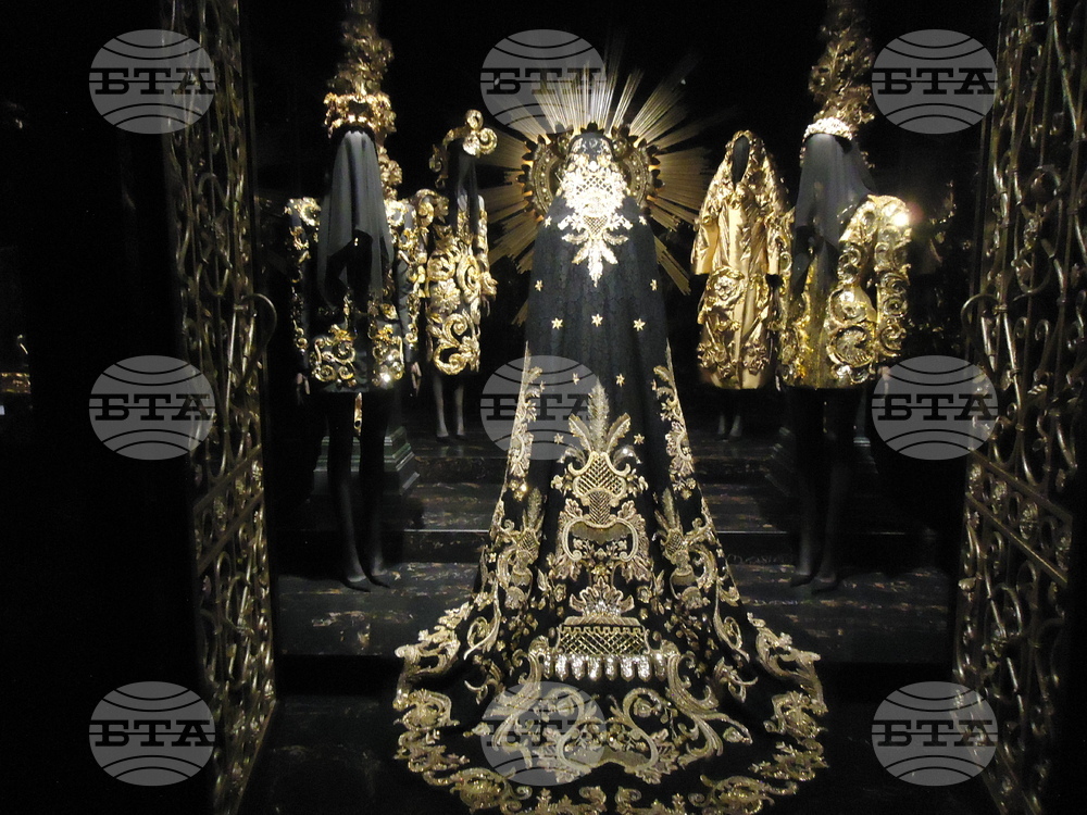 Италия - Рим - „Долче и Габана“ - мода - изложба