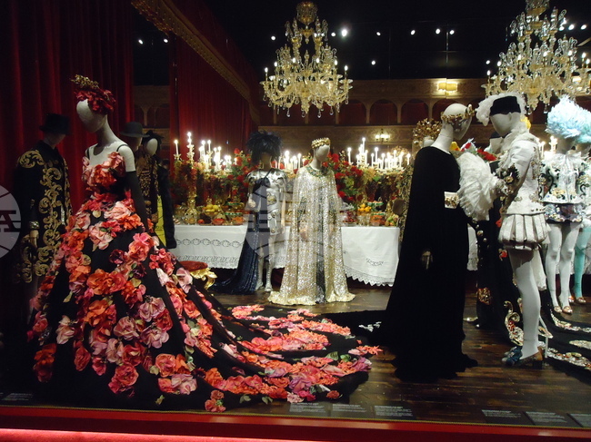 Италия - Рим - „Долче и Габана“ - мода - изложба