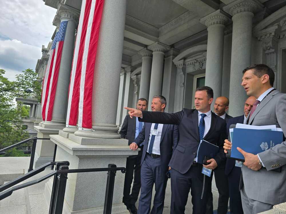 Със стратегически партньорства и проекти България потвърждава амбицията си да бъде фактор за енергийната сигурност на Югоизточна Европа, каза Жечо Станков в САЩ