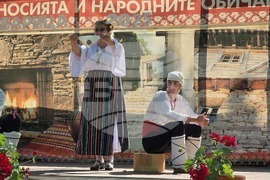 Село Рибарица - празник - народен обичай и автентична носия