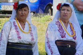 Село Рибарица - празник - народен обичай и автентична носия