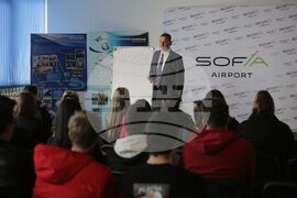 Летище София - ученици - инициатива