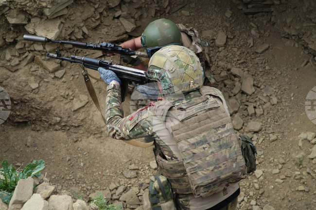 Руският министър на отбраната инспектира войските, сражаващи се в Украйна