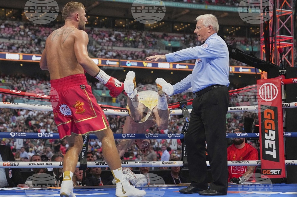 APTOPIX Britain Usyk Dubois Boxing