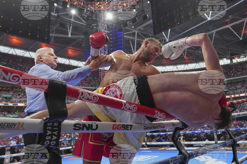 APTOPIX Britain Usyk Dubois Boxing