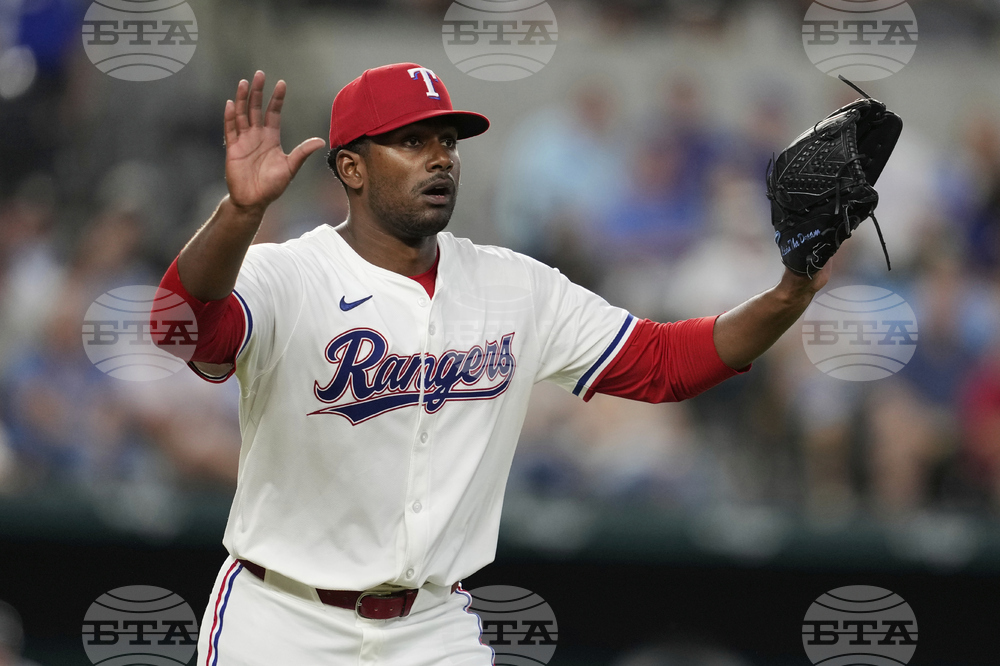 Tigers Rangers Baseball