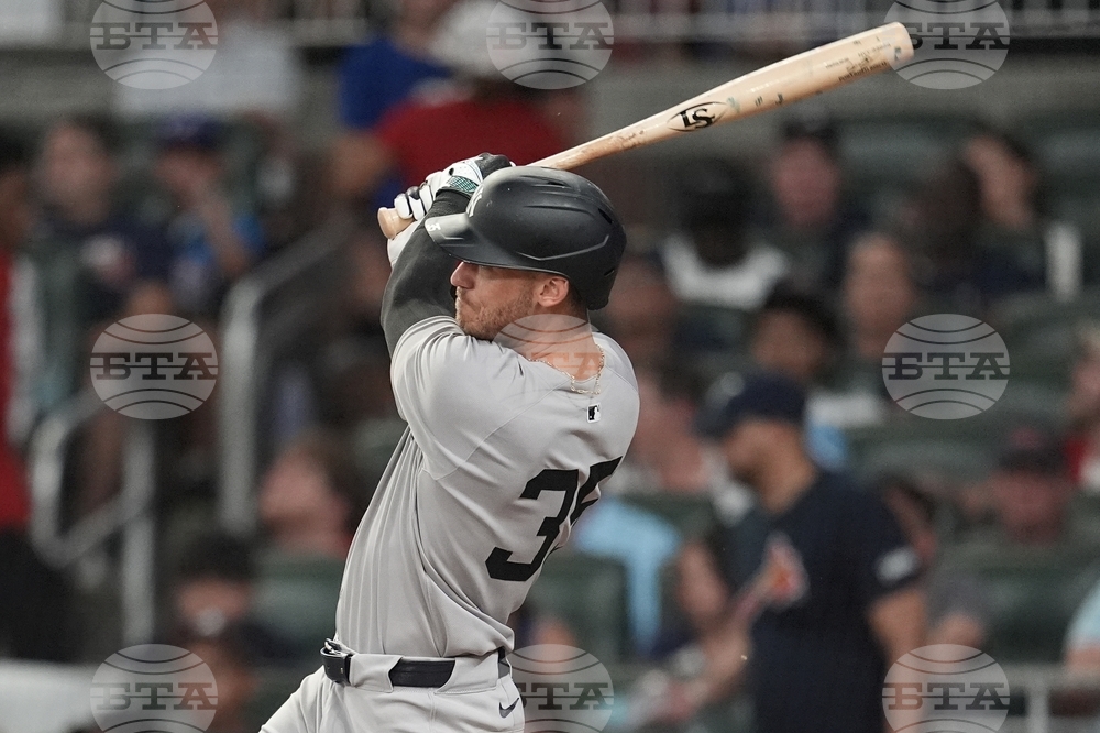 Yankees Braves Baseball