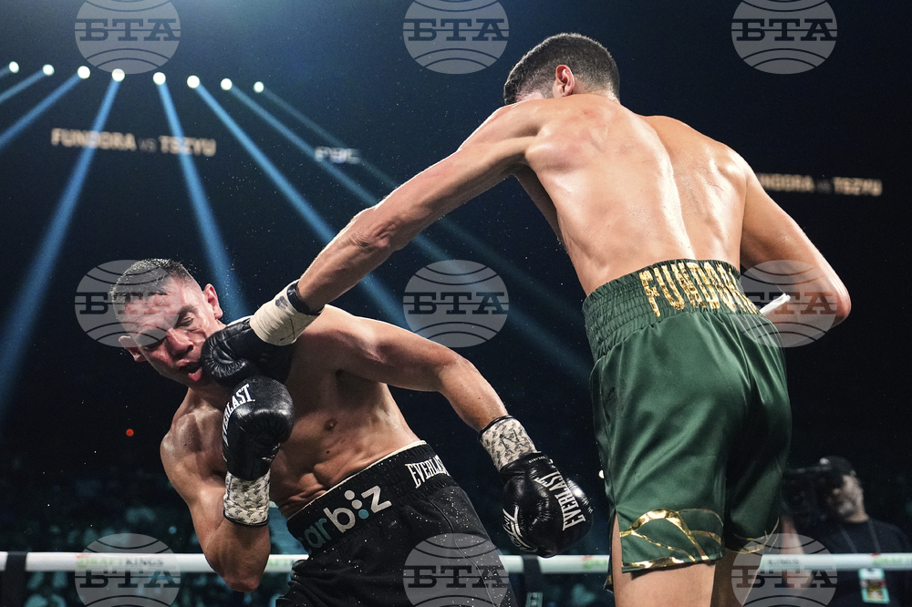 Tszyu Fundora Boxing