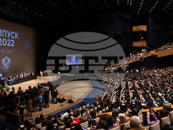 Румен Радев - среща с випуск 2022 г. на Медицинския факултет към Медицински университет-София