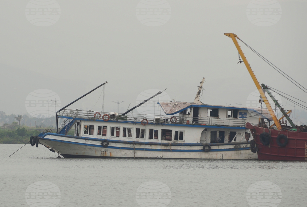 Vietnam Boat Capsizing