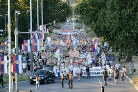 Сърбия - протестиращи - мост "Газела" - блокада