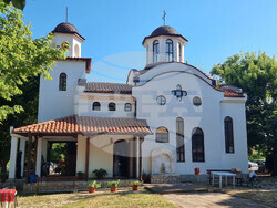 Село Дражево - храм „Св. пророк Илия” - богослужение