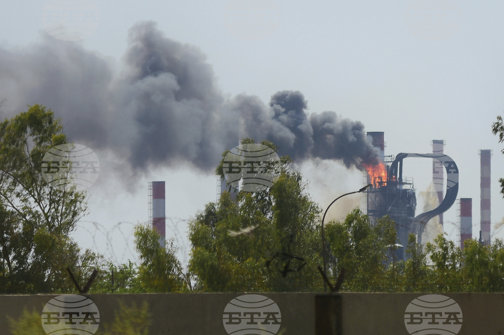 Iran Oil Refinary Fire