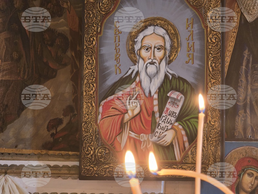 На поуките от житието на свети пророк Илия наблегнаха неделните проповеди в страната