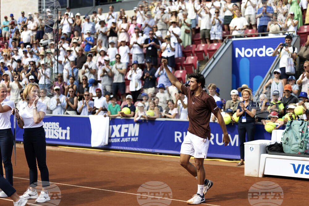 Лучано Дардери се класира на полуфиналите на тенис турнира в Умаг след победа срещу Дино Прижмич