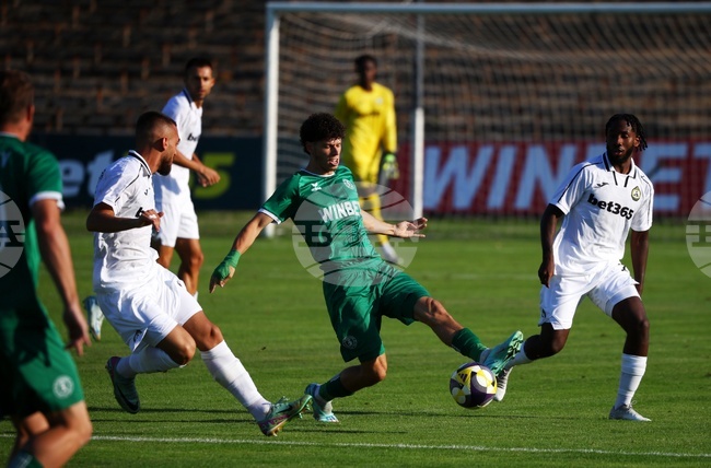 Славия направи равенство с Ботев Враца в приятелски мач 