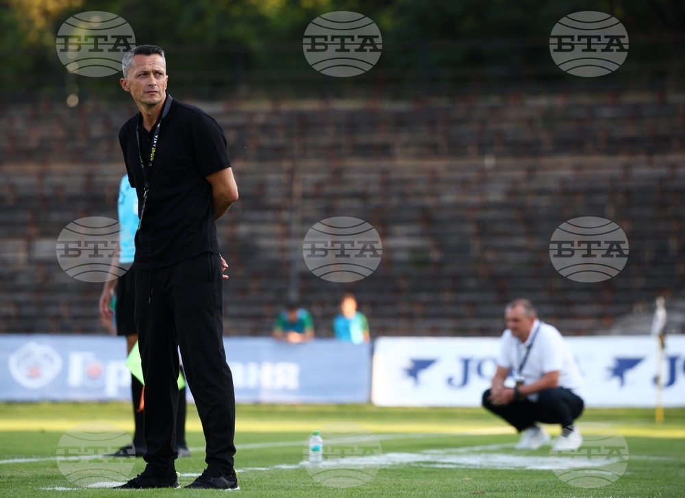 Доволен съм от точката в София, категоричен е треньорът на Ботев Враца Христо Янев