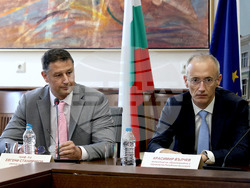 Варна - Красимир Вълчев - Икономически университет - конференция