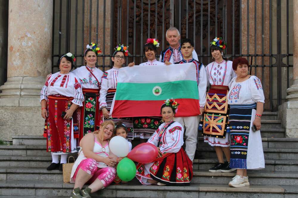 Ансамбъл „Лев“ от Рим и Колеферо, Италия, е сред участниците във Фестивала на българските фолклорни състави в чужбина във Велико Търново