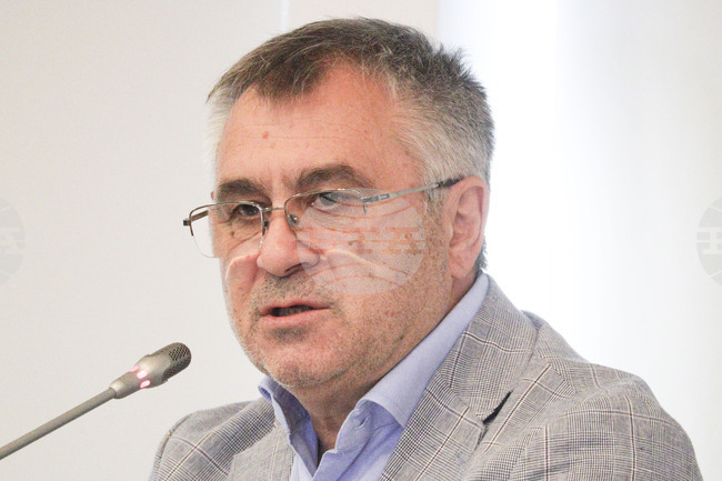 Над 85% от анкетираните работници биха останали в енергийния сектор, ако им се предостави възможност, според проучване, представено от КНСБ