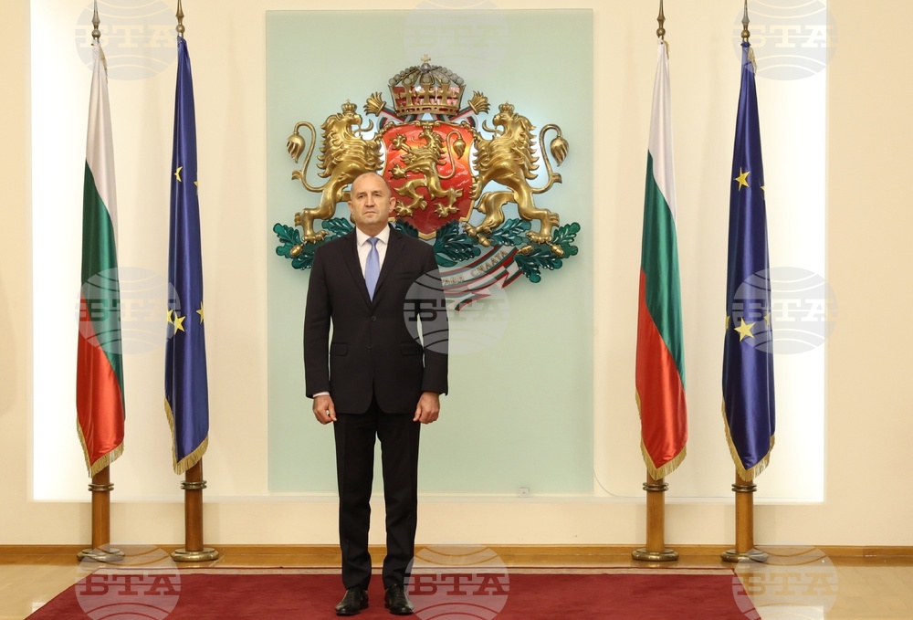 Румен Радев - Иван Иванов и Александър Василев - награждаване