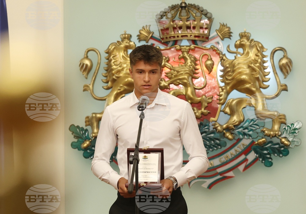 Румен Радев - Иван Иванов и Александър Василев - награждаване