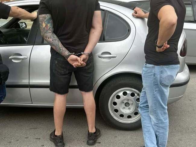 Четирима са задържани за принуда, заплахи и насилие след специализирана операция в областите Ямбол и Хасково