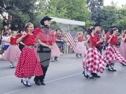 Велико Търново - Международен фолклорен фестивал - дефиле