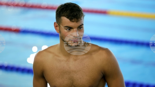 Петър Мицин победи на 1500 метра свободен стил на Държавното лично отборно първенство по плуване в 25-метров басейн