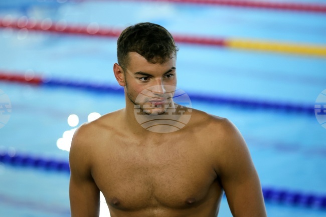 Петър Мицин се класира за финала на 400 метра свободен стил на Световното първенство по плуване в Сингапур 