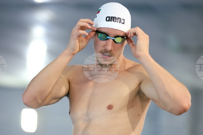 Любомир Епитропов отпадна в сериите на 200 метра бруст на Световното първенство по плуване 