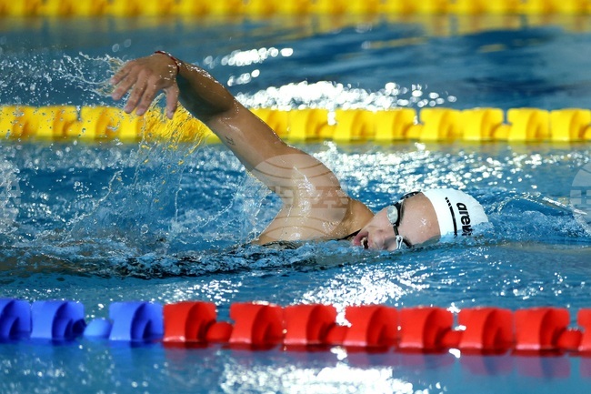 Swimmer Teya Nikolova Finishes 15th in 50 m Breaststroke at World Championships