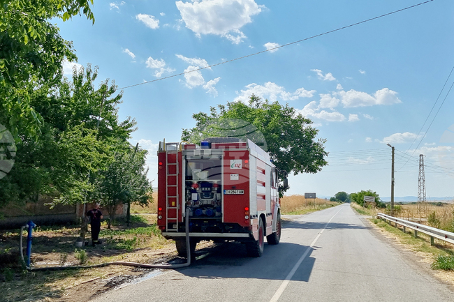 Три пожара в област Сливен причиниха щети в земеделски площи през изминалото денонощие
