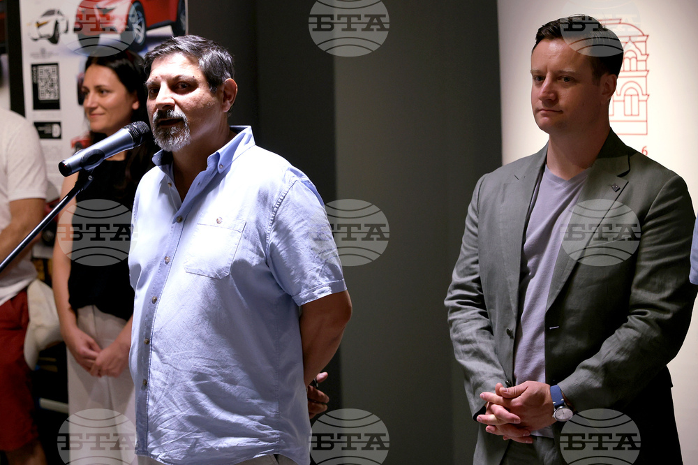 Изложба - „Автомобилен дизайн“ - магистърска програма на НХА