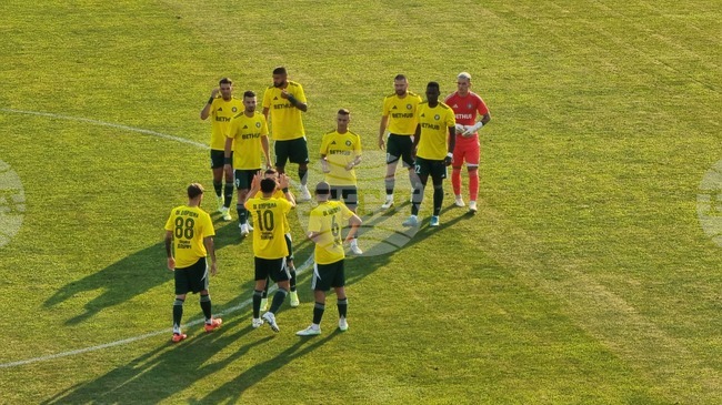 Здравко Серафимов ще се подложи на операция на коляното в Барселона