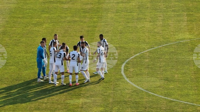 Дузпа донесе успеха на Локомотив (Пловдив) срещу новака Добруджа на старта в Първа лига