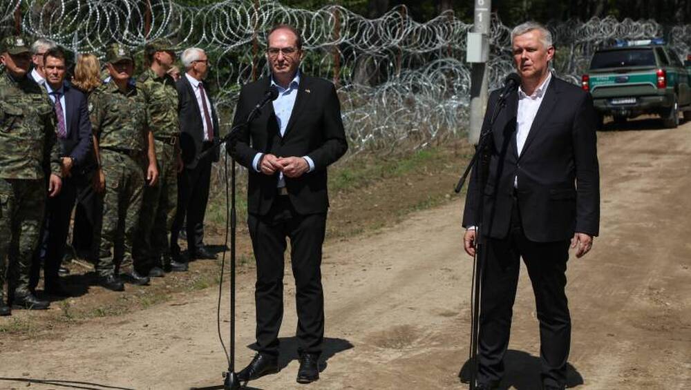 ПАП: Засиленият контрол по границата ще спре нелегалната миграция, заяви вътрешният министър на Полша
