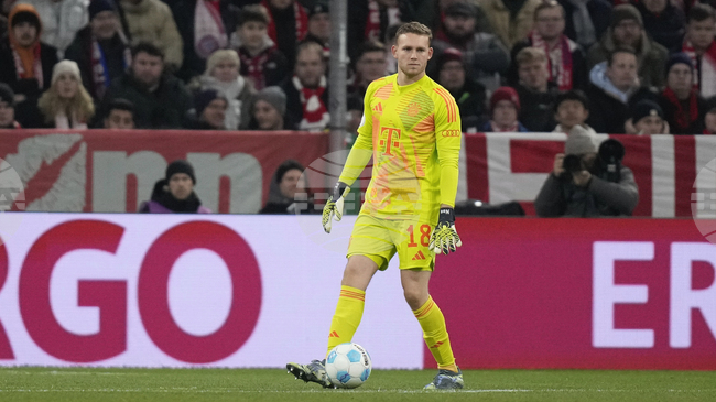 Вратар преминава под наем от Байерн Мюнхен в Саутхямптън