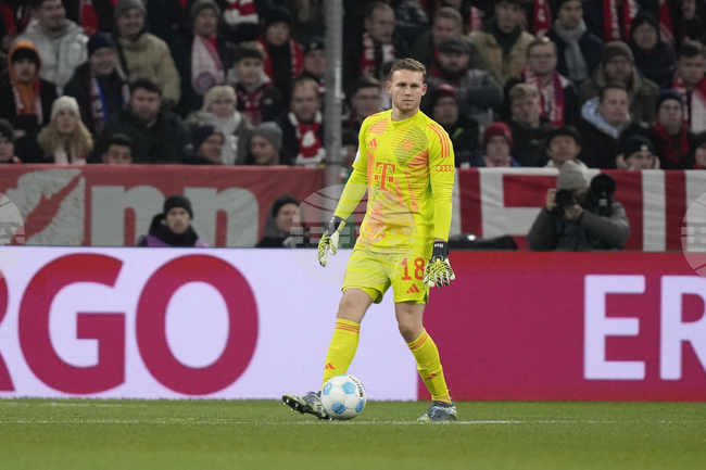 Вратар преминава под наем от Байерн Мюнхен в Саутхямптън