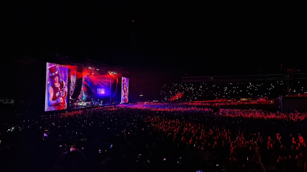 Guns N’ Roses в София: Благодарим ви, че ни карате да се чувстваме като у дома си