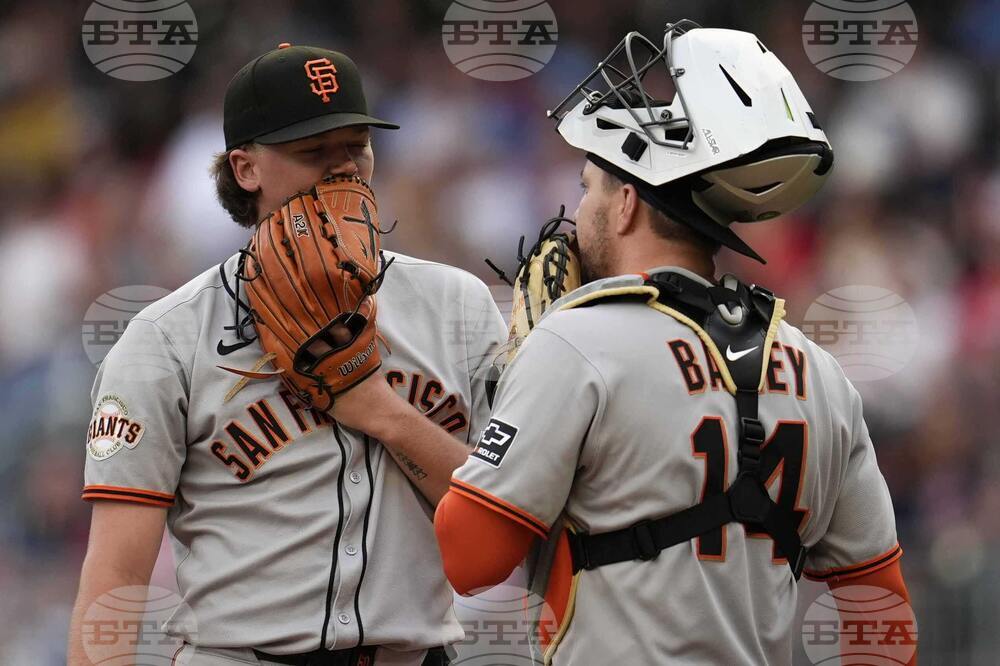 Giants Braves Baseball