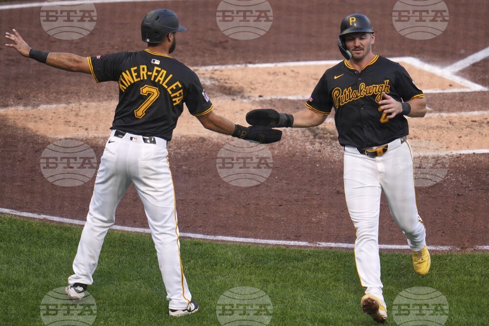 Tigers Pirates Baseball