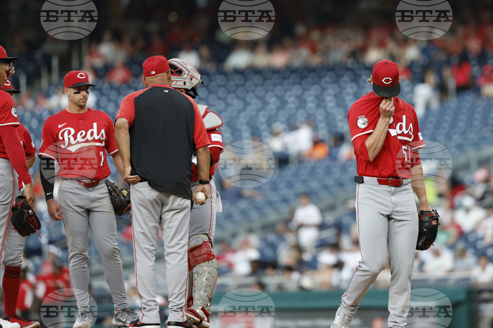 Reds Nationals Baseball