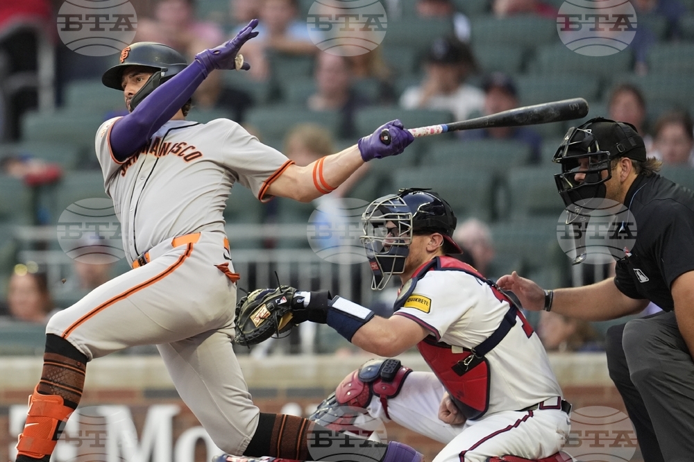 Giants Braves Baseball