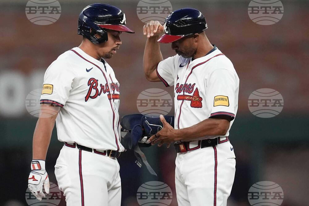 Giants Braves Baseball