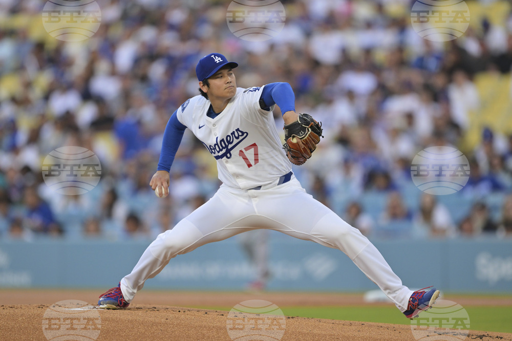 Twins Dodgers Baseball